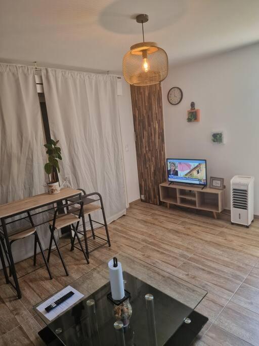 Appartement Prive Dans Villa Montauban Kültér fotó