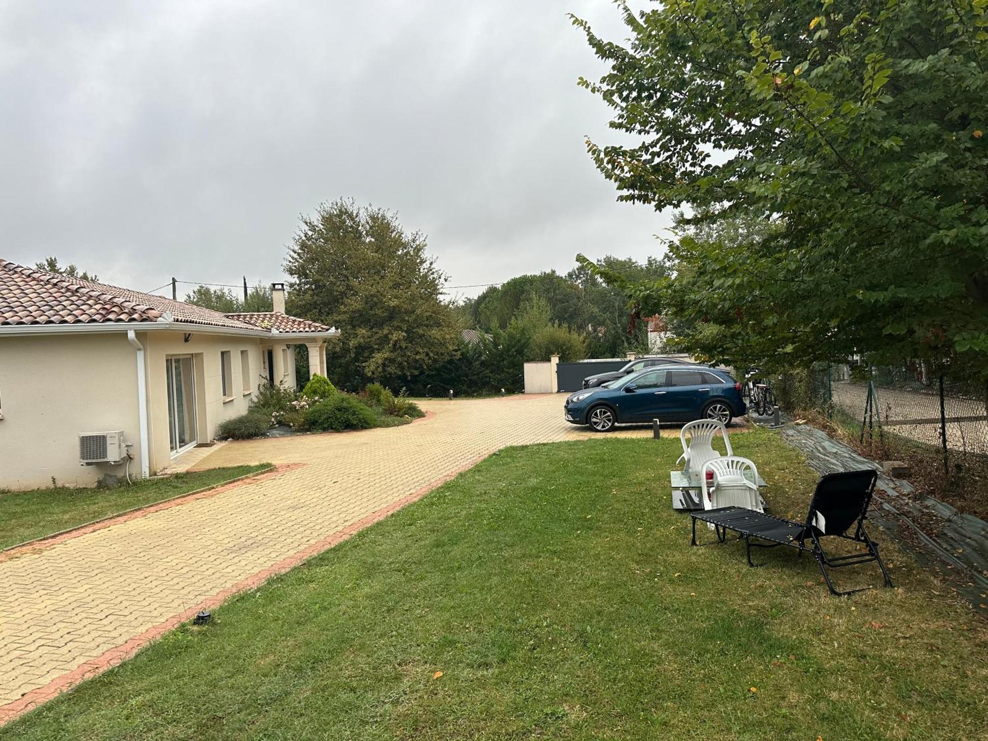Appartement Prive Dans Villa Montauban Kültér fotó